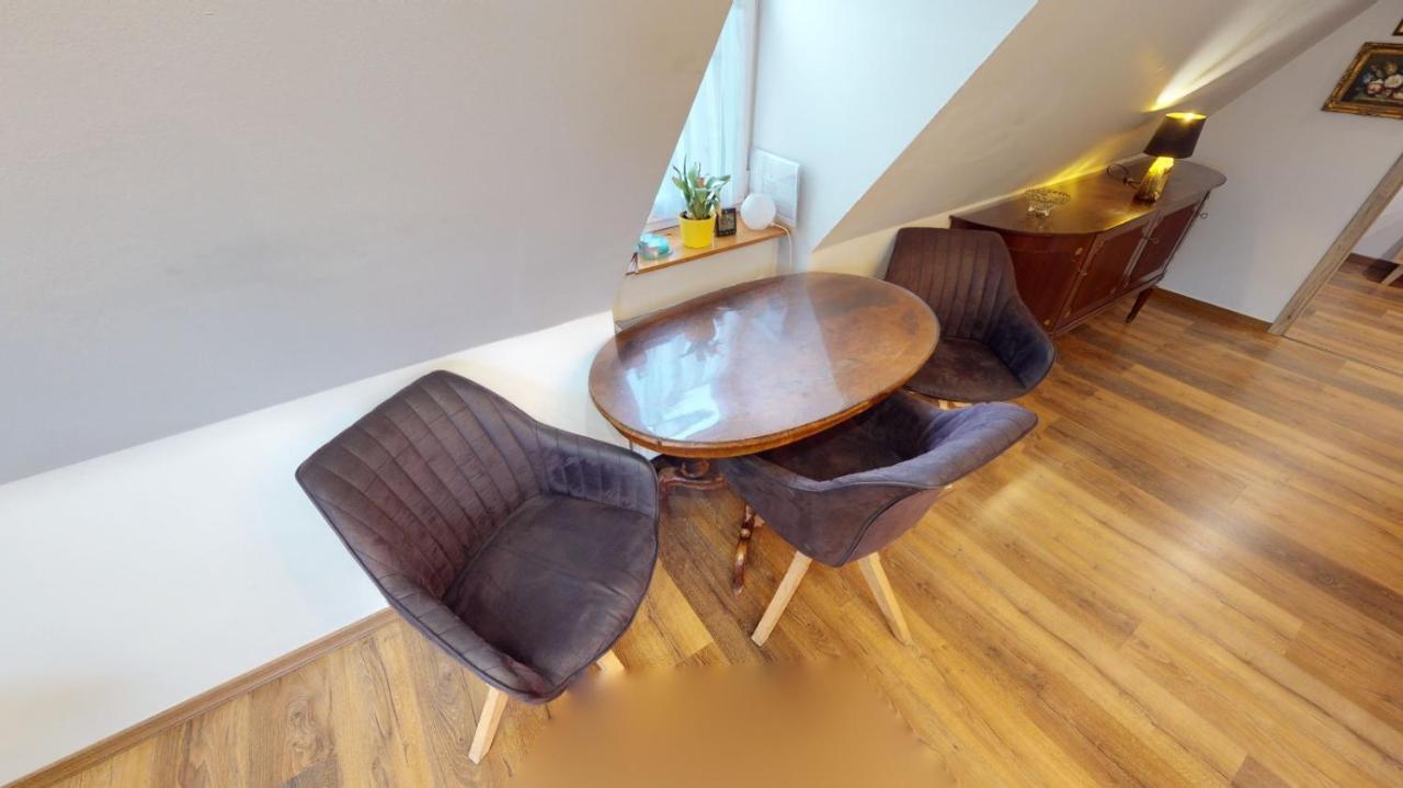 Apartman Ateliér Vary v nově zrekonstruovaném domě Karlovy Vary Esterno foto